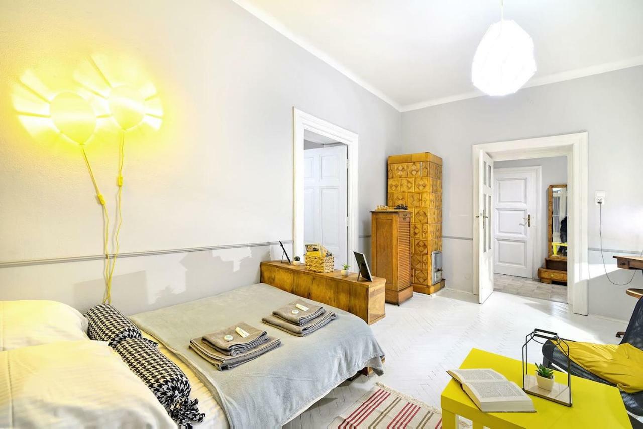 Luxury Retro Apartment, City Center, Wifi Cracovie Extérieur photo
